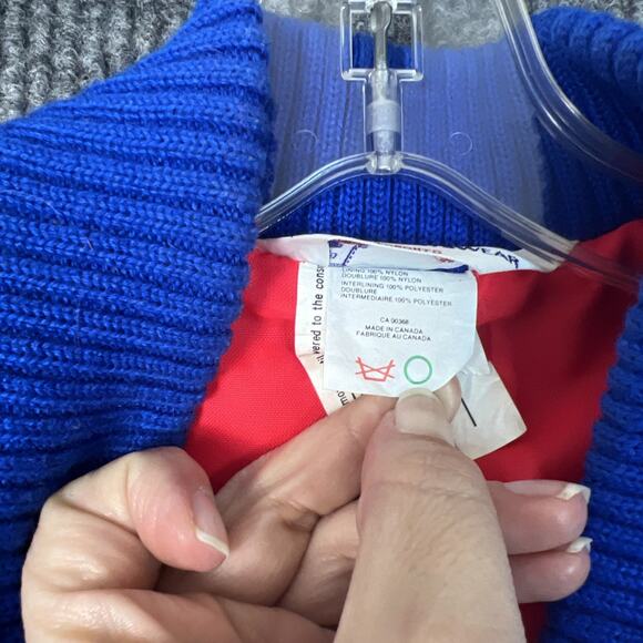 Vintage Avon Sportswear Mens Patched Nylon Zip Up Vest Size Large Retro Outdoor - Picture 6 of 10